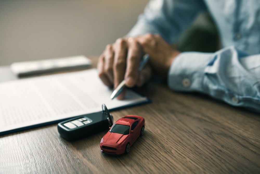 ¿Sabes que es la defensa jurídica en un seguro de coche y qué incluye?
