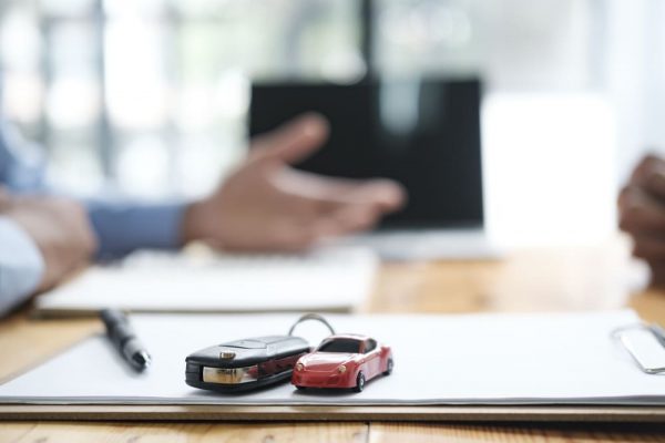 Cuánto cuesta el primer seguro de coche y documentación necesaria para contratar seguro de coche